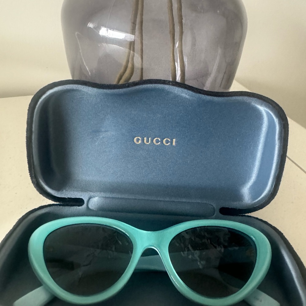 Gucci Women's Green Sunglasses *NEW*